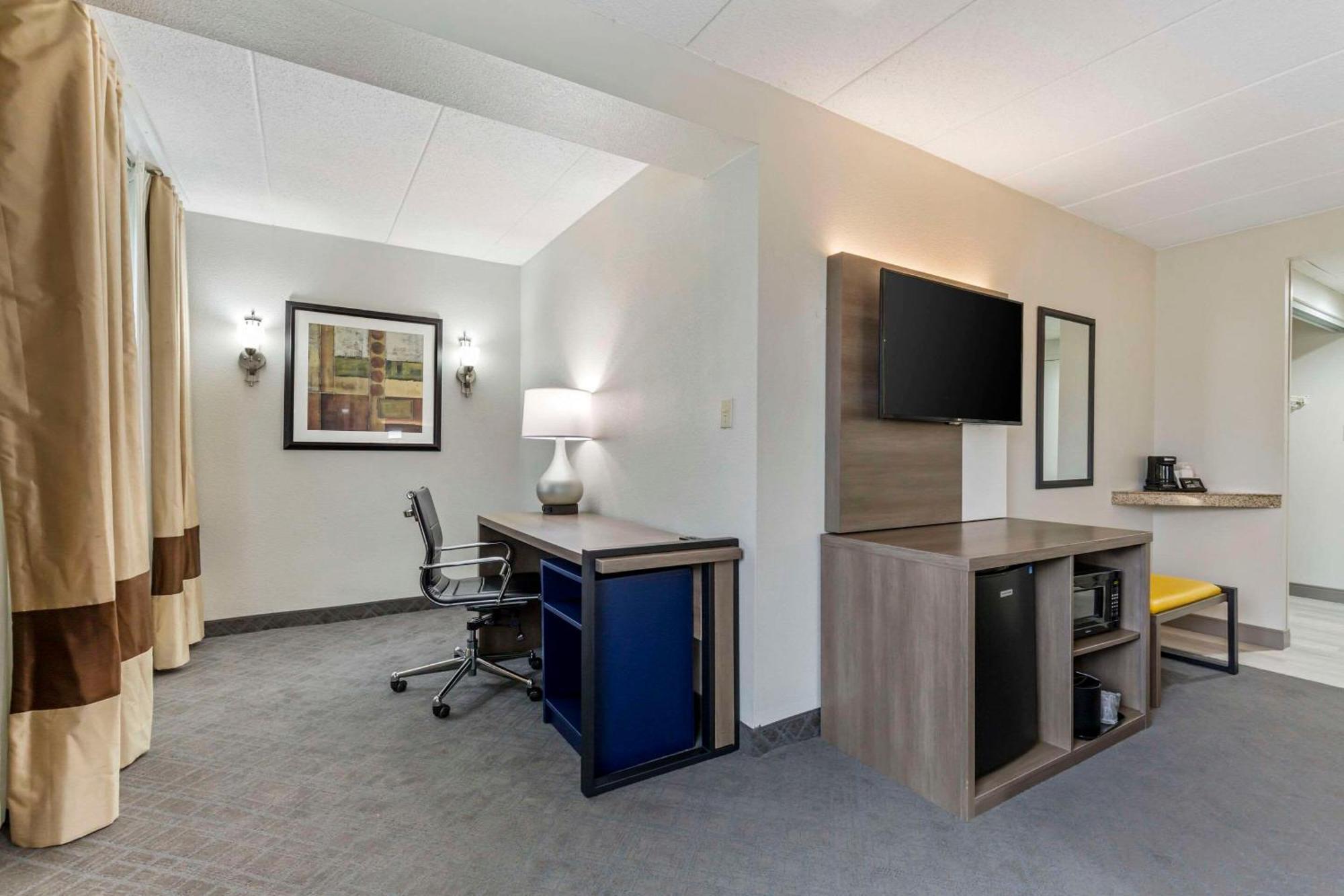 Comfort Inn Herndon-Reston Kültér fotó